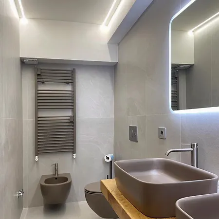 Daniel Hotel 4*