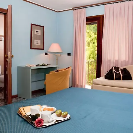 Hotel Daniel