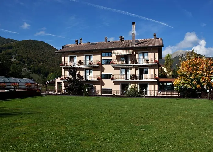 Отель Daniel Пескассероли