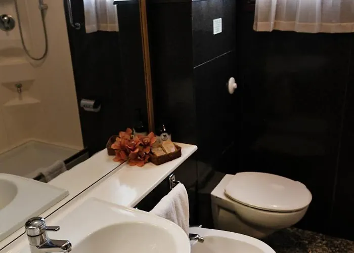 Отель Daniel 4*