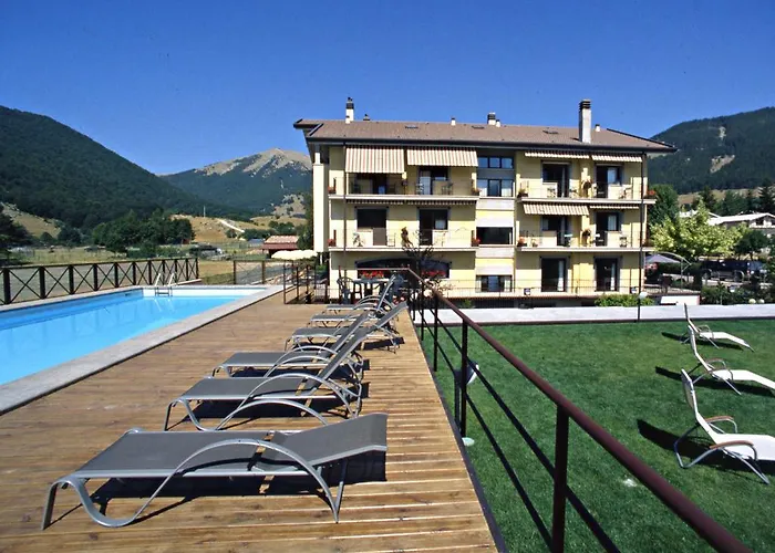 Отель Daniel 4*