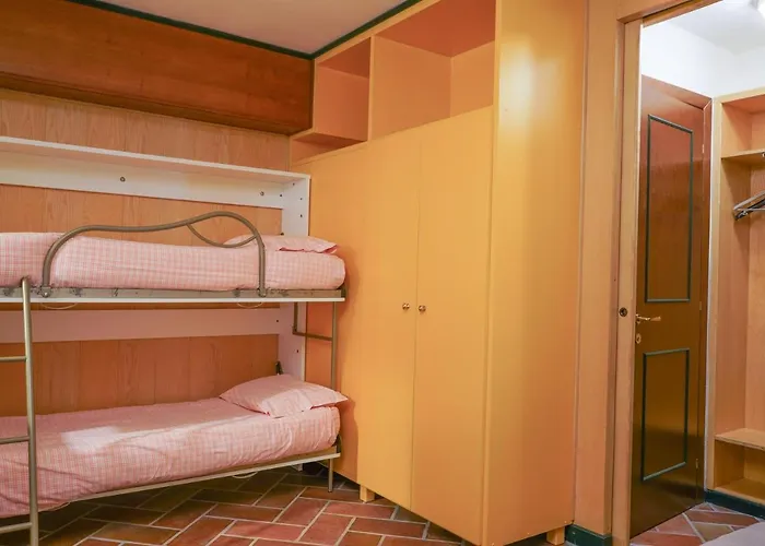 Daniel Отель Пескассероли